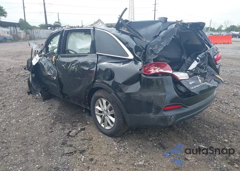 2016 Kia Sorento 2.4L Lx z USA, uszkodzony, nr VIN 5XYPGDA36GG016427